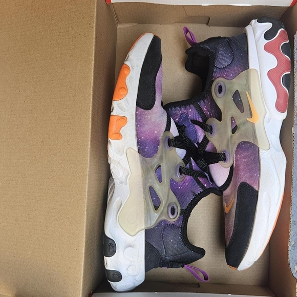 Nike  Sneakers with Purple and Black Soles - Picture 8 of 9